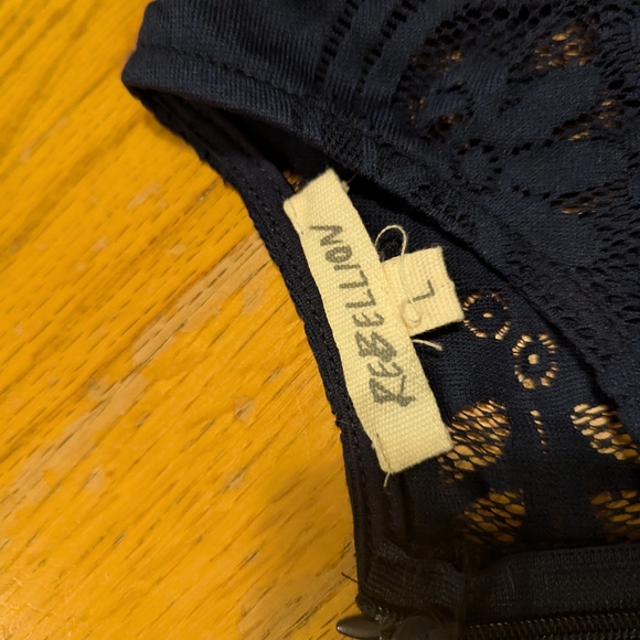 Rebellion juniors size large lace skater dress - Picture 2 of 3